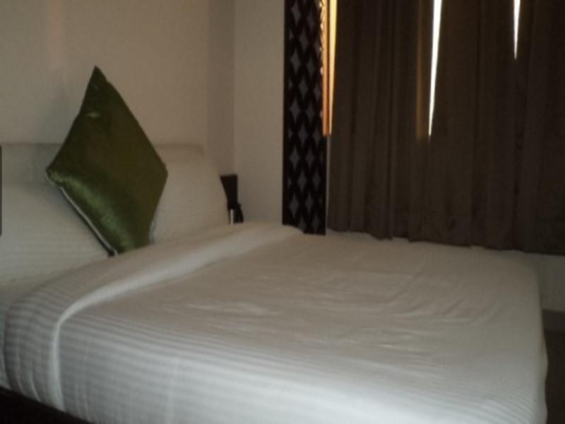 לקנאו Hotel R K International מראה חיצוני תמונה